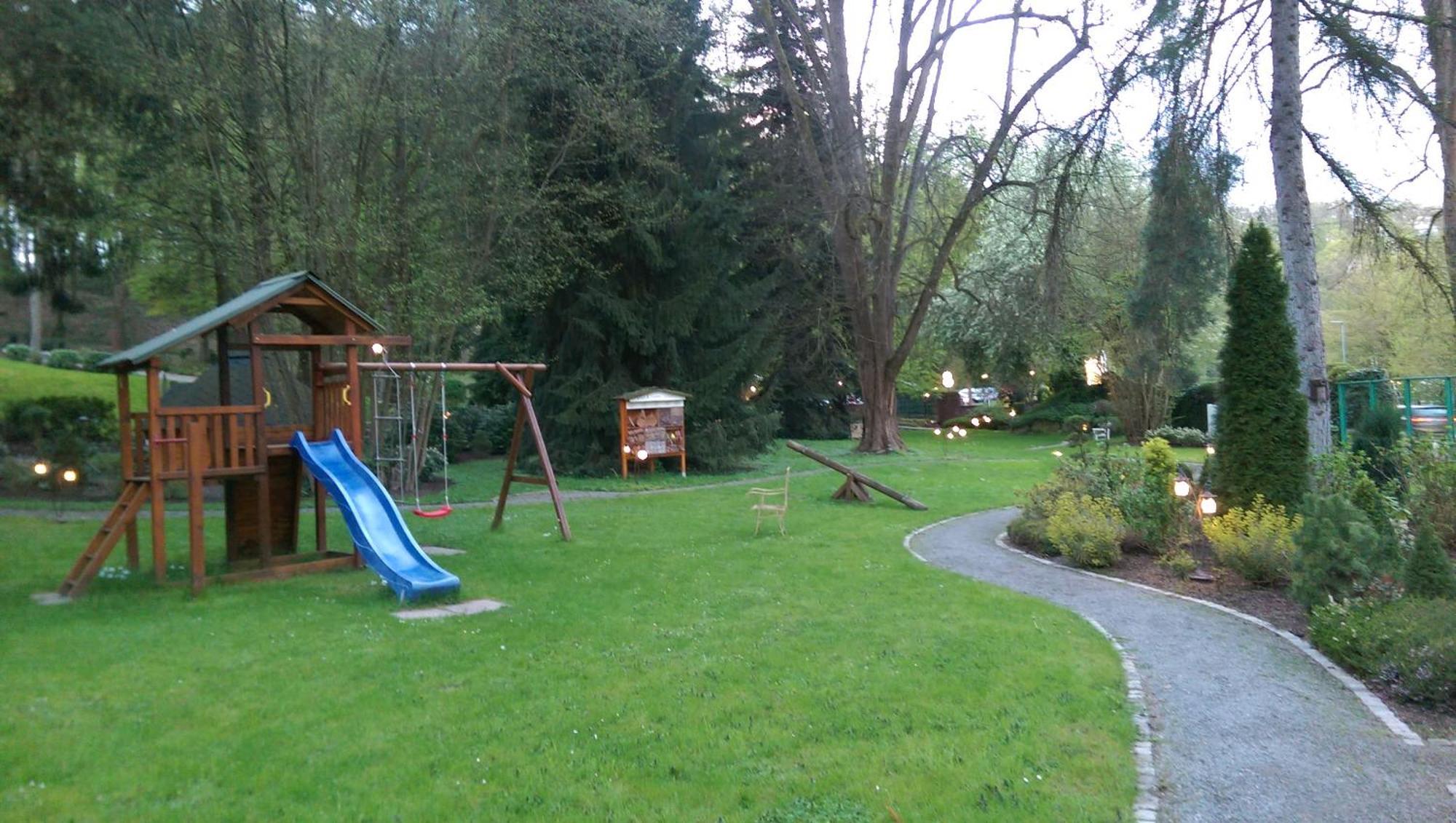 Hammerschmiede 4*